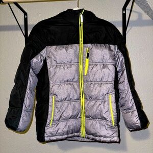 ZeroXPosur black/grey/neon yellow puffy jacket boys size L
